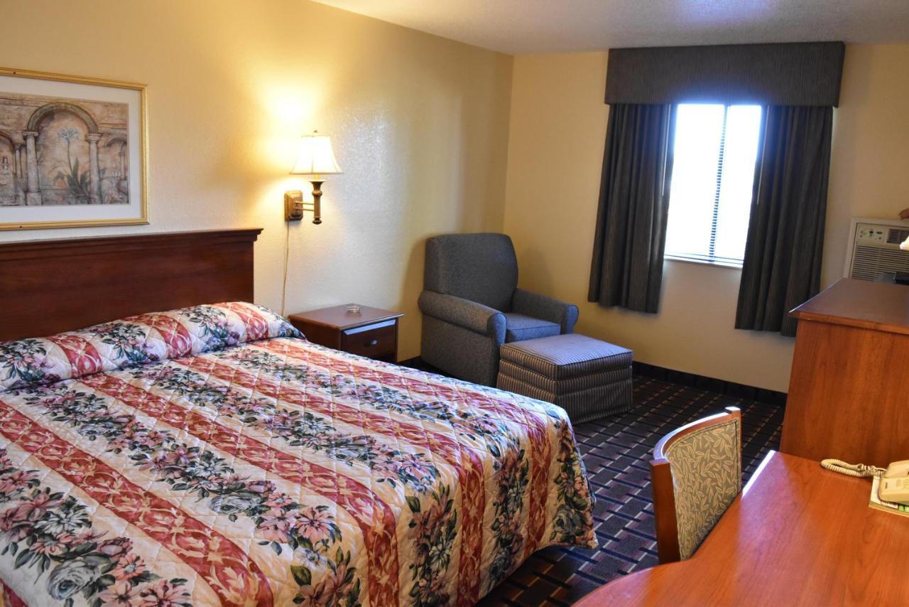 Patuxent Inn La Plata Εξωτερικό φωτογραφία